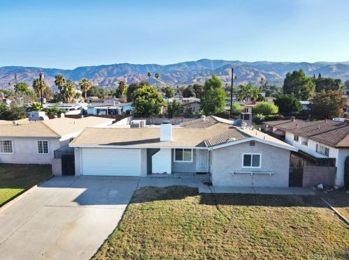 25766 26th St, San Bernardino, CA 92404-3432