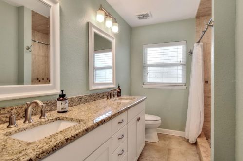 1653 Camphor Dr, Lakeland FL  33803-2037 exterior