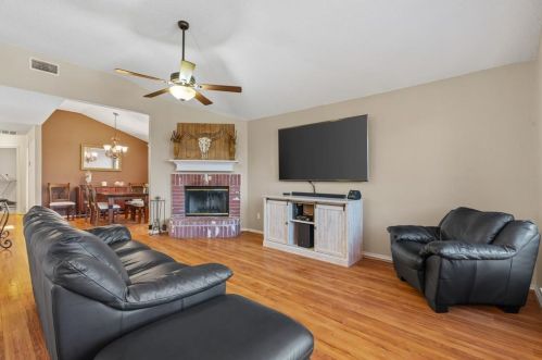 10221 Westward Dr, Fort Worth, TX 76108-3963