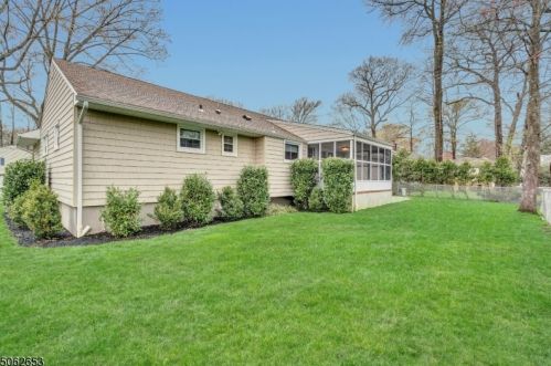 110 Glenwood Rd, Cranford NJ  07016-1920 exterior