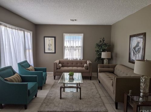6061 Stanton Ave, Buena Park, CA 90621-2426