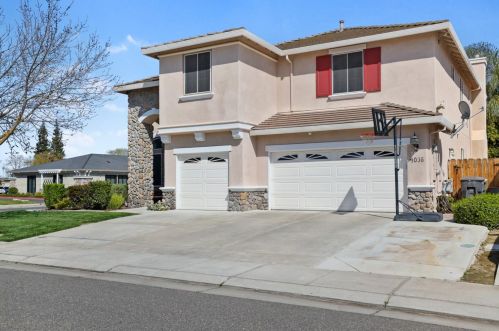 4036 Hopkins Ln, Modesto, CA 95356-8988