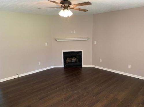 812 Ogden Rd, Wilmington, OH 45177-8018