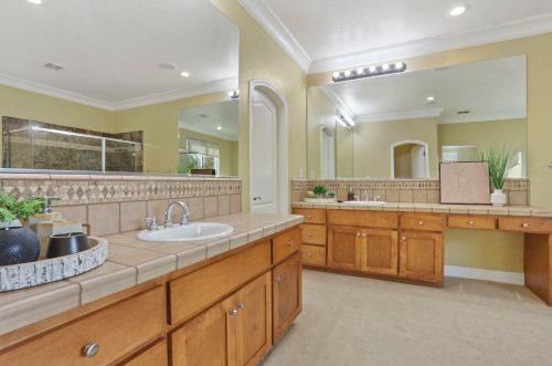 4021 Calistoga Ct, Modesto CA  95356-8987 exterior