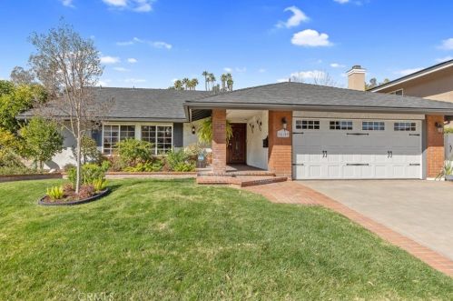 24109 Avenida Crescenta, Santa Clarita, CA 91355-3105