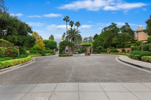 3745 Hollingsworth Rd, Altadena CA  91001-3857 exterior