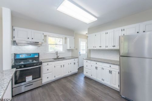 101 Mine Hill Rd, Oxford NJ  07863-3064 exterior