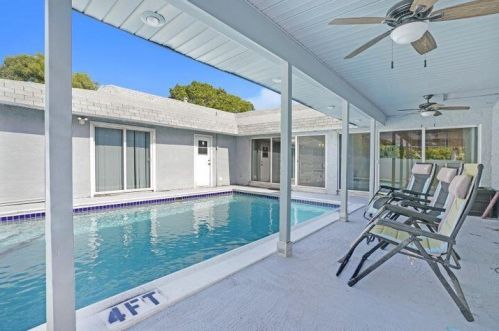 3943 4th Ave, Boca Raton FL  33431-5718 exterior