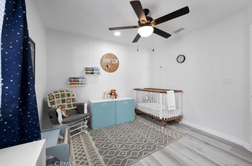 2002 Teak St, Perris CA  92570-2502 exterior