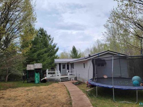 3290 Ross Ln, Duluth, MN 55810-9767