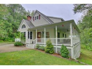 64 Thomas Anthony Rd, South Kingstown, RI 02874-1614