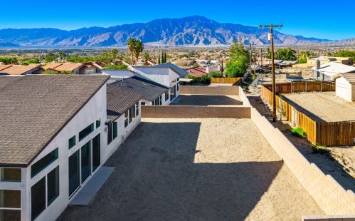 68220 Calle Azteca, Desert Hot Springs CA  92240-6412 exterior