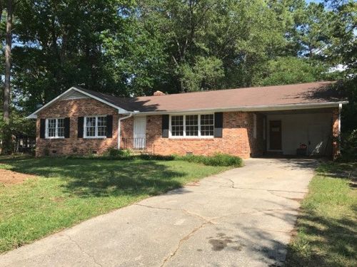 114 Sylvan Rd, Greenwood, SC 29649-3032