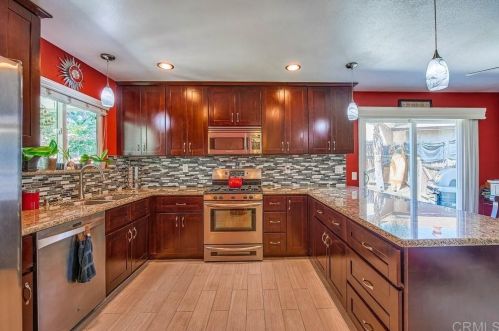 3611 Amberwood Ct, Lake Elsinore, CA 92530-5275
