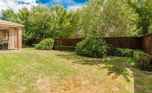 1101 Chesapeake Dr, Midlothian TX exterior