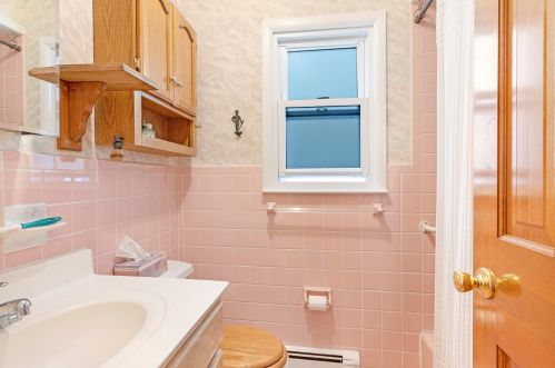 50 Cottage St, Bayonne NJ  07002-4332 exterior