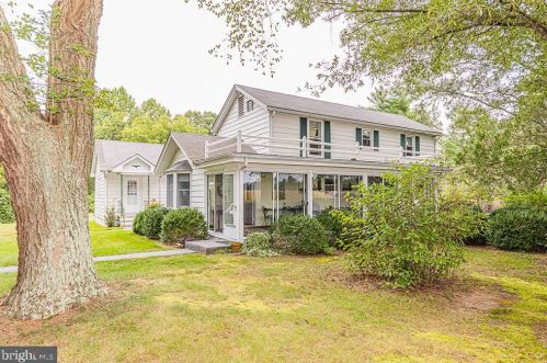 738 Kino Rd, Tappahannock, VA 22560-5541