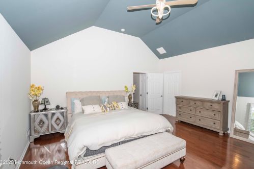 9 Maxim Ct, Jackson Twp NJ 08527-3893 exterior