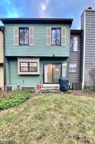 21 Duck Hawk Ct, Hackettstown NJ  07840-3306 exterior