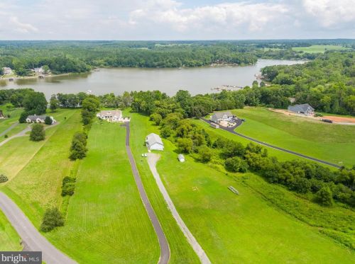 26605 Pennfields Dr, Madison Mills VA  22960-3669 exterior