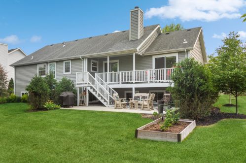 742 Andria Dr, Lake Geneva WI  53147-4745 exterior