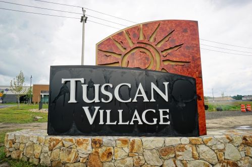 121 Cluff Crossing Rd, Salem NH  03079-3507 exterior