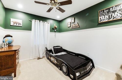 11710 Dry River Ct, Herndon VA  20191-2964 exterior