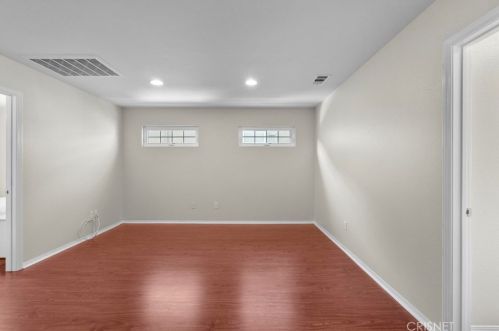 20054 Christopher Ln, Santa Clarita CA  91350-3685 exterior