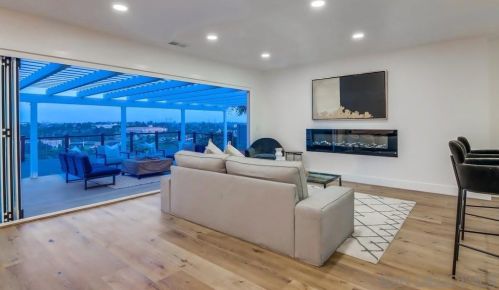 5057 September St, San Diego CA  92110-1222 exterior