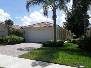 2820 Rio Claro Dr, West Palm Beach, FL 33414-3455