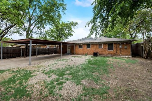 615 Belt Line Rd, Richardson TX  75080-5851 exterior