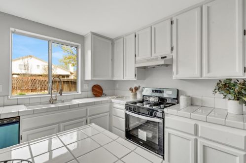 8011 Andante Dr, Citrus Heights CA  95621-1402 exterior