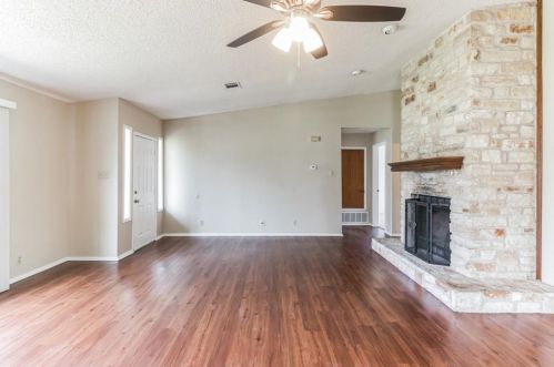 1004 Power Rd, Georgetown, TX 78628-3141