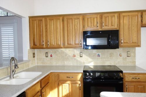 989 Downey Dr, Lewisville TX  75067-7435 exterior