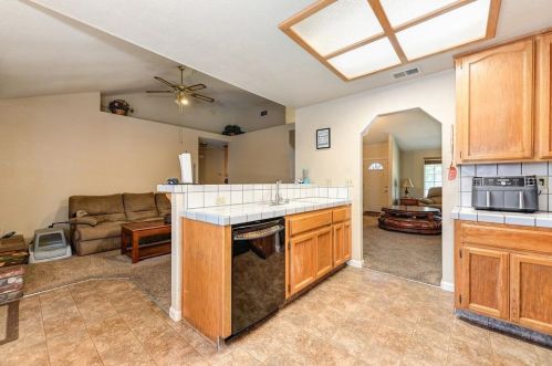 7321 Little Acorn Way, Rio Linda CA  95673-1336 exterior