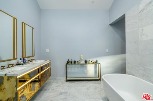 4552 Ethel Ave, North Hollywood CA  91605-4703 exterior