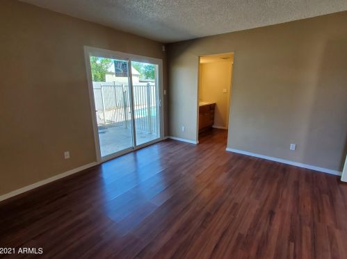 12603 37 Ave, Phoenix AZ 85053-2804 exterior