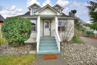 510 Gove St, Mcneil Island, WA 98388-2324