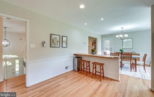 328 River Bend Rd, Great Falls VA  22066-4140 exterior