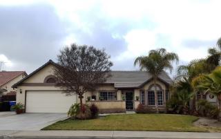 2610 Pine Castle Dr, Hanford, CA 93230-2319