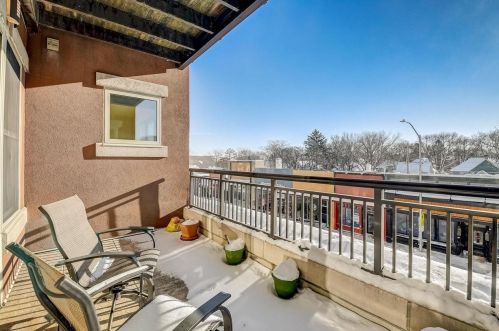 1802 Monroe St, Madison WI  53711-2025 exterior