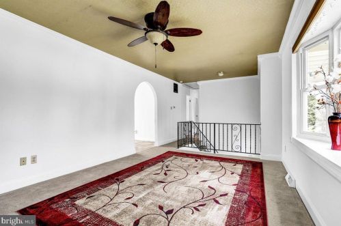 305 Shawnee Trl, Browns Mills NJ  08015-6119 exterior