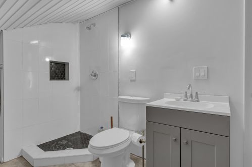 7855 66 Ave, Vero Beach FL  32968-9738 exterior