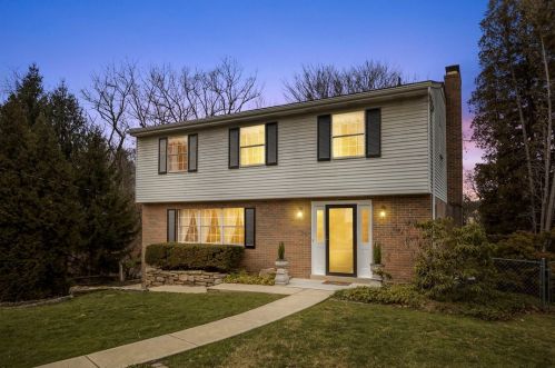 226 Iola St, Glenshaw PA  15116-2029 exterior