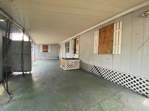 4234 Memphis Ave, New Port Richey, FL 34652-5518