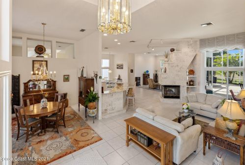 900 Kerry Downs Cir, Melbourne, FL 32940-1788