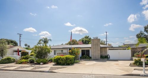 470 Loretta Dr, Orange, CA 92869-4602