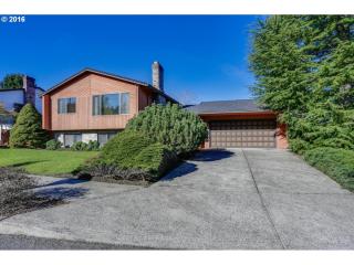 1859 Angeline Ave, Damascus, OR 97080