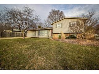 1836 Sedwick Ave, Massillon, OH 44646-2858