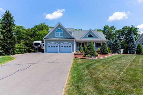 100 Mohawk Rd, Bristol, CT 06010-7130